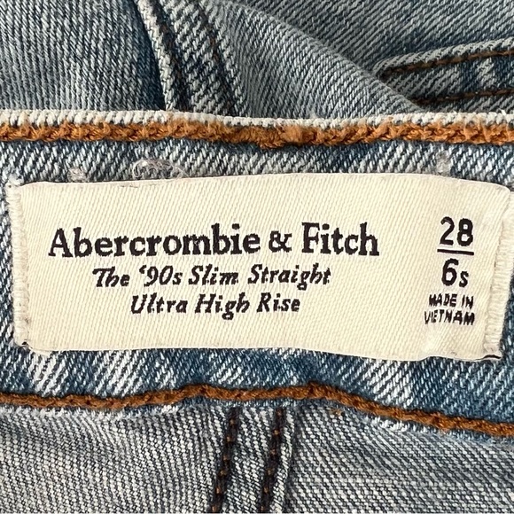Abercrombie & Fitch Ultra High Rise 90's Slim Straight Jeans 28 Short - Picture 9 of 10